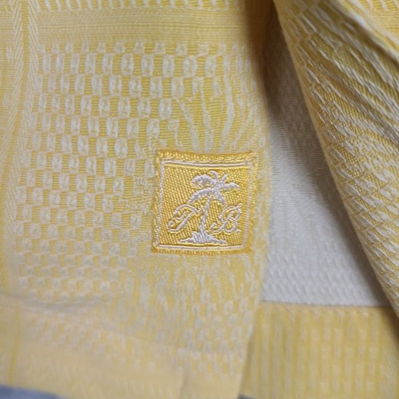 Tommy Bahama Shirt Mens Large Silk Yellow Hawaiian Button Up Short Sleeve Beach - Picture 2 of 9